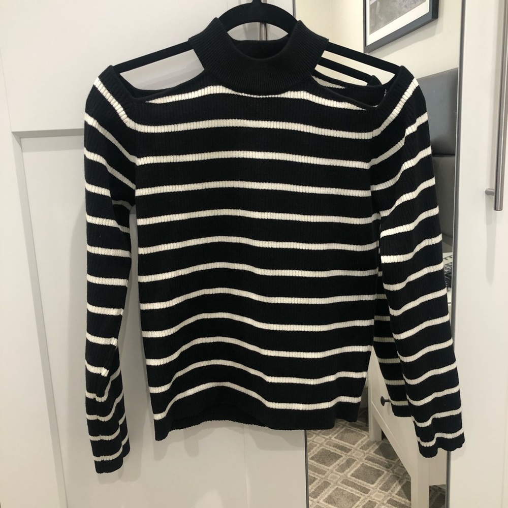 NWT Olivaceous striped long sleeve sweater